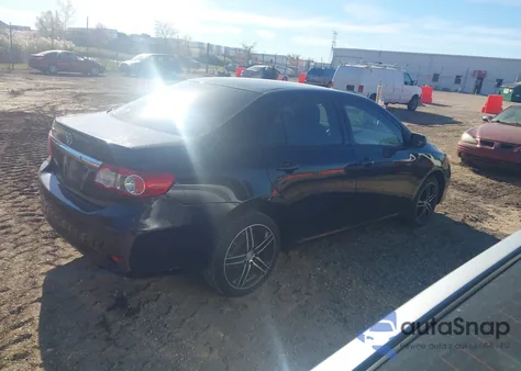 2011 Toyota Corolla Le z USA, uszkodzony, nr VIN 2T1BU4EE2BC687516